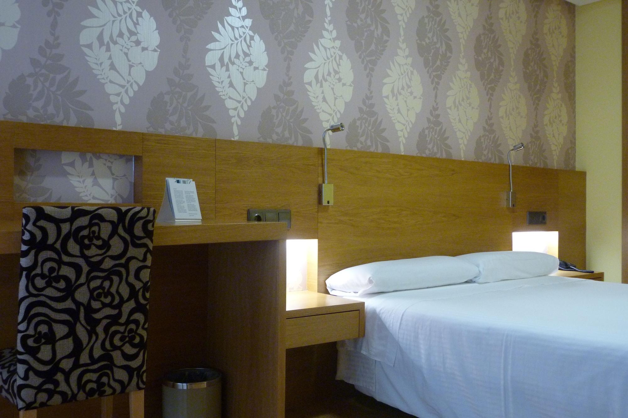 Hotel Nordes Burela Экстерьер фото